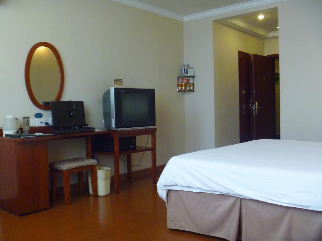 Greentree Inn Jiujiang Railway Station Business Hotel Cameră foto